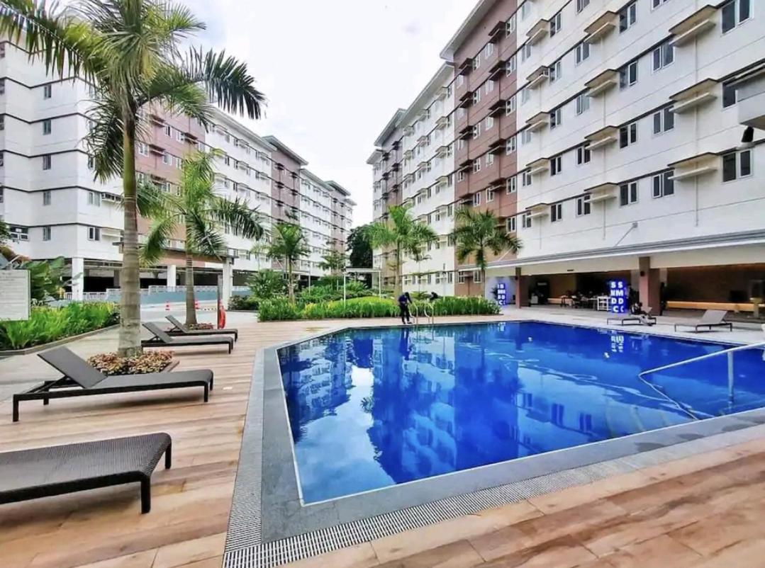Staycation Ni Inday Trece Martires Екстериор снимка