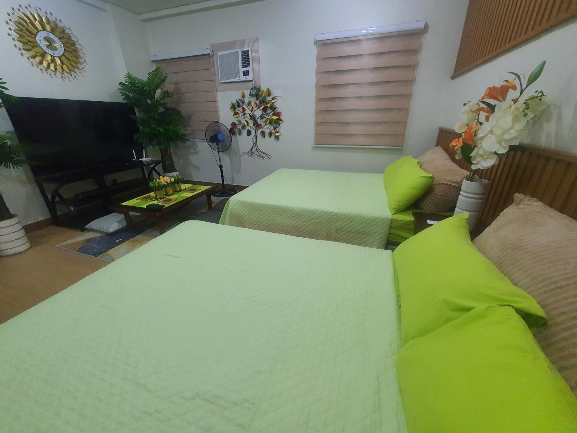 Staycation Ni Inday Trece Martires Екстериор снимка